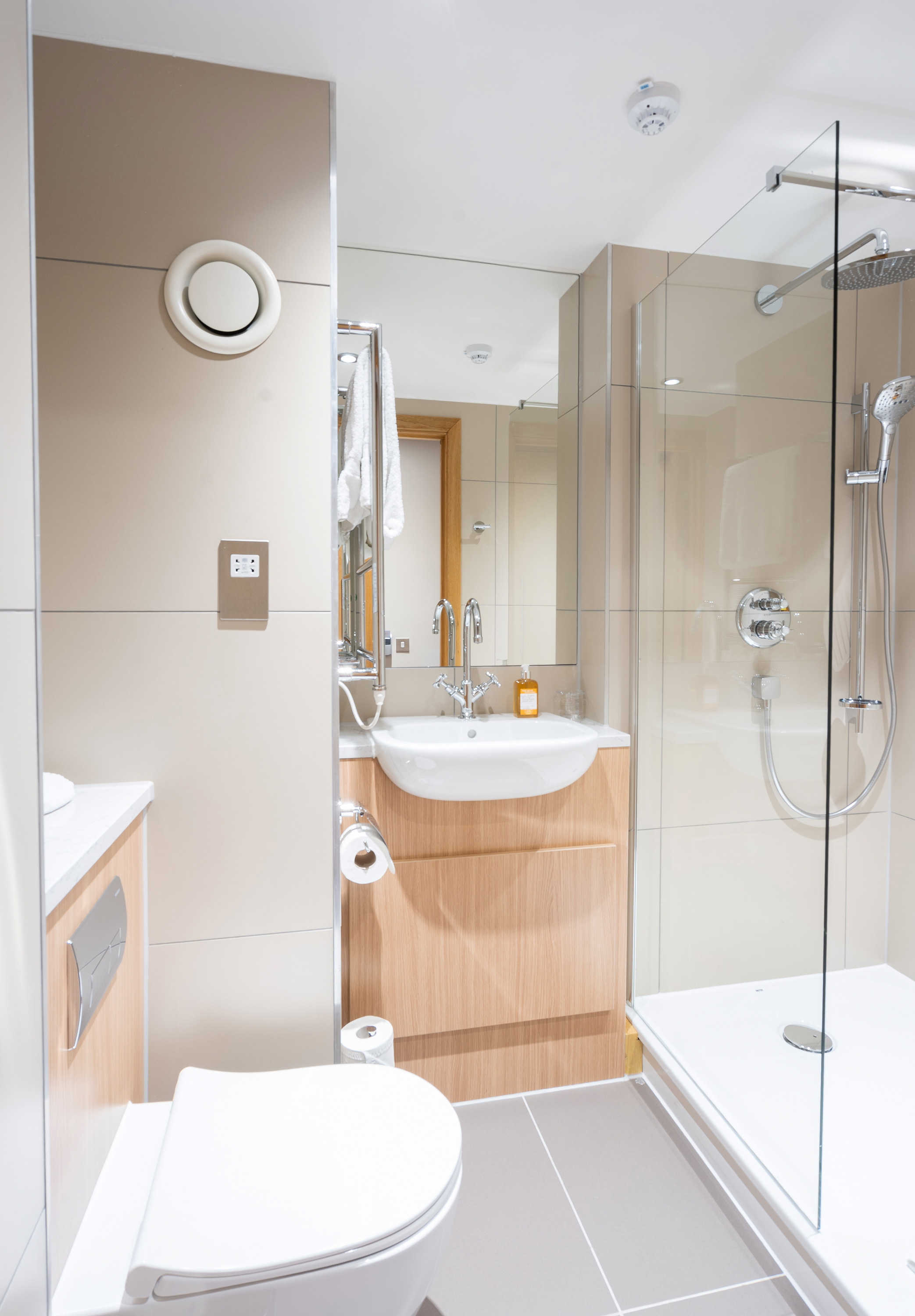 Kxbnb Edinburgh First For Conferences Events And - 